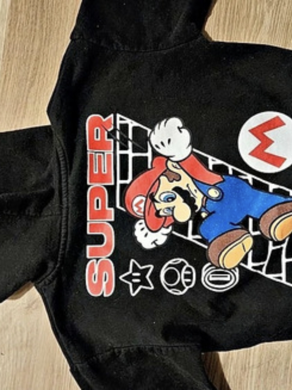 Nintendo Super Mario Jacket Boys 4/5 Like New